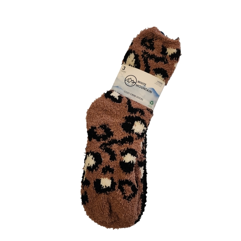 Women's Fuzzy Cozy Crew 3 pr. Socks Animal Print  Assorted  Colors.